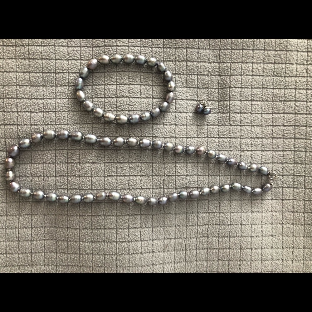 Pearl set